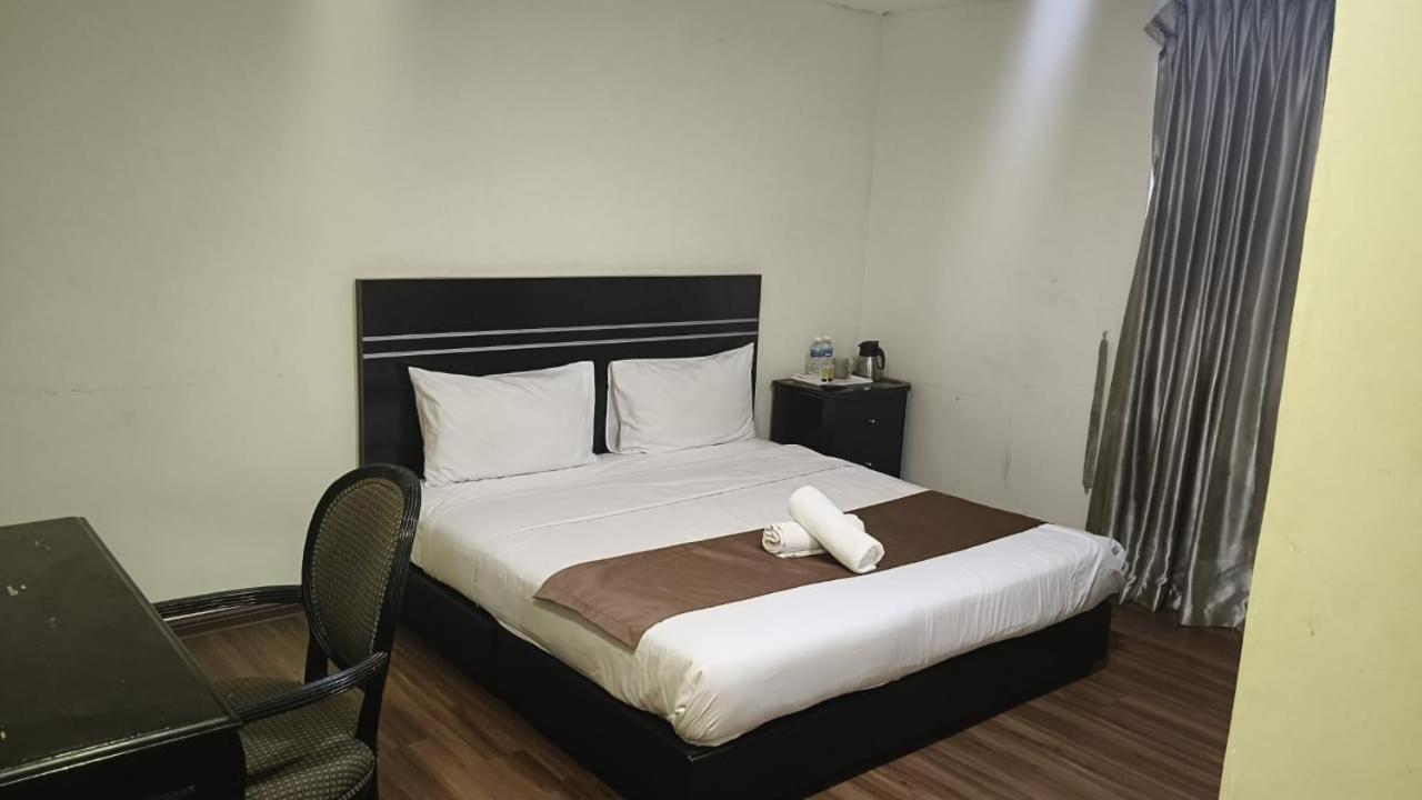 Bluebell Hotel Skudai Exterior foto